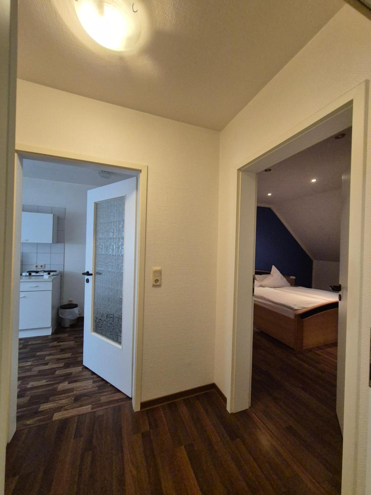 Hotel Am Schenkelberg ซาร์บรึคเคน ภายนอก รูปภาพ